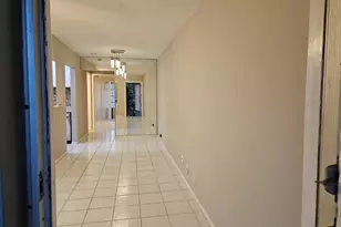 71 Easthampton, West Palm Beach, FL 33417 - Photo 3