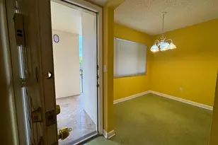 10641 W Clairmont Cir, Tamarac, FL 33321 - Photo 7