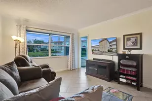 4706 NW 36th St, Lauderdale Lakes, FL 33319 - Photo 5