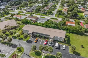 306 S Circle Dr S, Boynton Beach, FL 33435 - Photo 37
