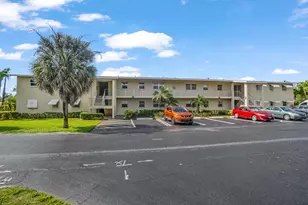 306 S Circle Dr S, Boynton Beach, FL 33435 - Photo 3