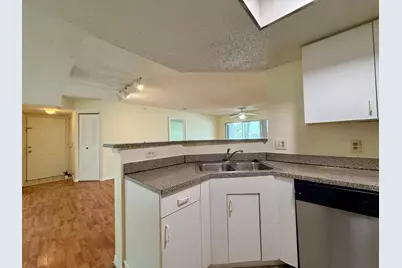 5065 Wiles Road #204, Coconut Creek, FL 33073 - Photo 7