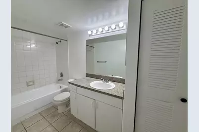 5065 Wiles Road #204, Coconut Creek, FL 33073 - Photo 5