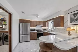 1211 NE 35th St, Pompano Beach, FL 33064 - Photo 13