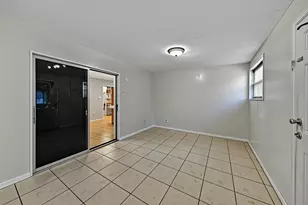 1211 NE 35th St, Pompano Beach, FL 33064 - Photo 29