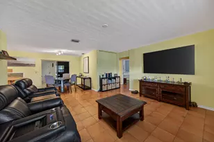 1211 NE 35th St, Pompano Beach, FL 33064 - Photo 7
