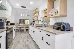 8202 NW 100th Dr, Tamarac, FL 33321 - Photo 19