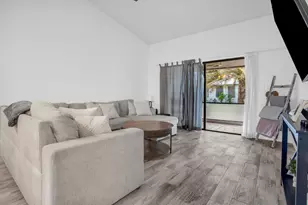 8202 NW 100th Dr, Tamarac, FL 33321 - Photo 9