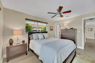 2401 NE 17th Terrace, Wilton Manors, FL 33305 - Photo 17