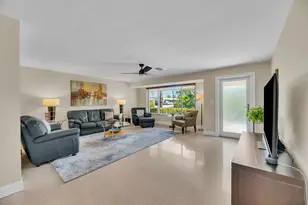 2401 NE 17th Terrace, Wilton Manors, FL 33305 - Photo 5