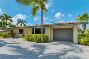 2401 NE 17th Terrace, Wilton Manors, FL 33305 - Photo 3