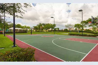 2106 Belcara Court, West Palm Beach, FL 33411 - Photo 35