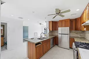 303 Cornell Dr, Lake Worth Beach, FL 33460 - Photo 9