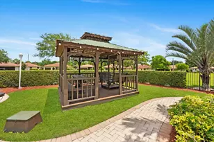 375 NW 42nd St, Boca Raton, FL 33431 - Photo 27