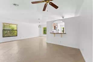 375 NW 42nd St, Boca Raton, FL 33431 - Photo 7