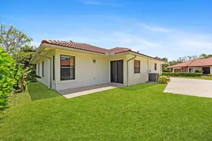 375 NW 42nd St, Boca Raton, FL 33431 - Photo 25