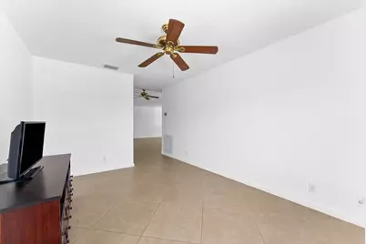 375 NW 42nd Street, Boca Raton, FL 33431 - Photo 15