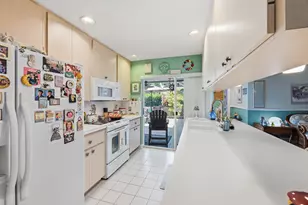 2101 Pin Oak Ct, Palm Beach Gardens, FL 33410 - Photo 13