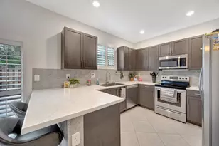 2629 SE 13th St, Homestead, FL 33035 - Photo 11