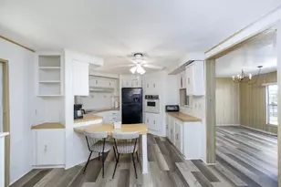2001 N 83rd Ave Ave N, Saint Petersburg, FL 33702 - Photo 3