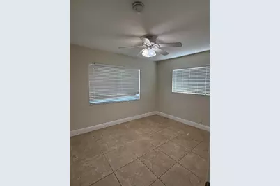 7302 NW 57th Court, Tamarac, FL 33321 - Photo 5