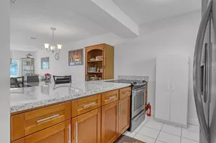 4707 Pier Dr, Greenacres, FL 33463 - Photo 15