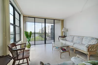 8 Royal Palm Way #401, Boca Raton, FL 33432 - Photo 5