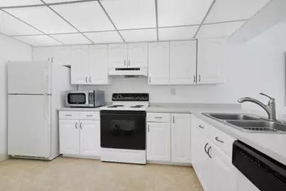8 Royal Palm Way #401, Boca Raton, FL 33432 - Photo 9