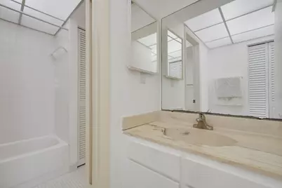 8 Royal Palm Way #401, Boca Raton, FL 33432 - Photo 13