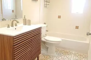 5620 SW 56th St, Davie, FL 33314 - Photo 23