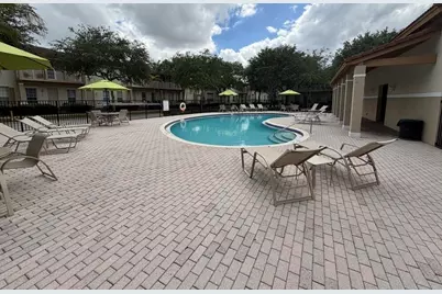 2403 NW 7th Street, Boynton Beach, FL 33426 - Photo 11