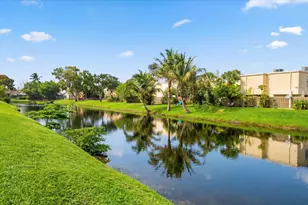 12126 Regal Ct E, Wellington, FL 33414 - Photo 23