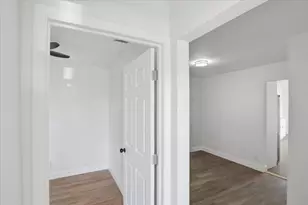270 SW 10th Ave, South Bay, FL 33493 - Photo 25