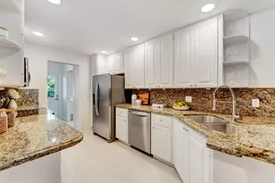 3184 W Community Dr, Jupiter, FL 33458 - Photo 9