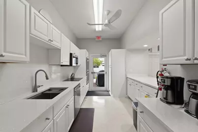 1177 S Drive Circle #B, Delray Beach, FL 33445 - Photo 35