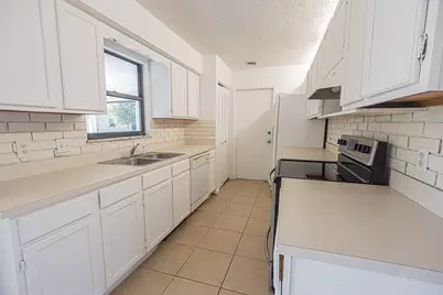 993 SW Cecil Lane, Port Saint Lucie, FL 34953 - Photo 9