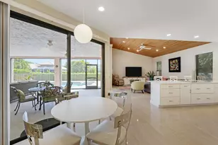7762 La Corniche Cir, Boca Raton, FL 33433 - Photo 9