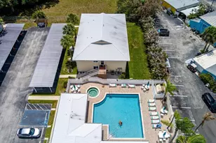 103 SE Village Dr, Port Saint Lucie, FL 34952 - Photo 27
