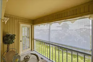 103 SE Village Dr, Port Saint Lucie, FL 34952 - Photo 23