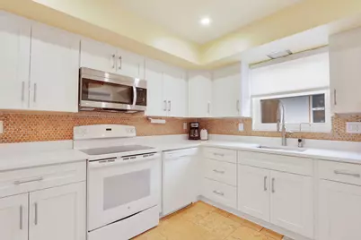 721 N Lakeside Drive, Lake Worth Beach, FL 33460 - Photo 13