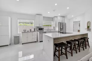 5501 Grande Palm Cir, Delray Beach, FL 33484 - Photo 9