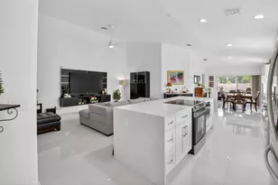 5501 Grande Palm Cir, Delray Beach, FL 33484 - Photo 3