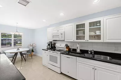 5 Westgate Lane #B, Boynton Beach, FL 33436 - Photo 3