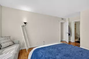 430 Golden Isles Dr, Hallandale Beach, FL 33009 - Photo 19