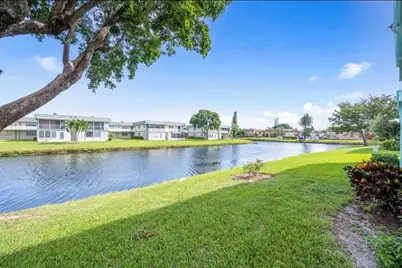 401 Monaco Way #401, Delray Beach, FL 33446 - Photo 11
