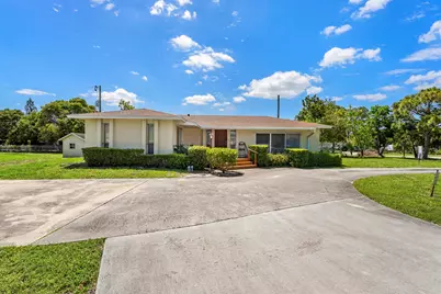 1675 E Breezy Lane, West Palm Beach, FL 33417 - Photo 1