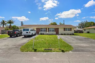 1675 E Breezy Ln, West Palm Beach, FL 33417 - Photo 27