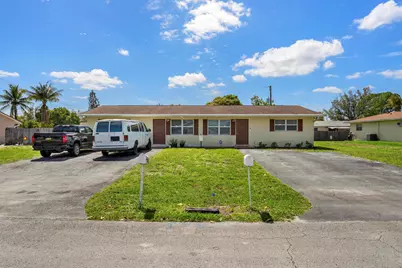 1675 E Breezy Lane, West Palm Beach, FL 33417 - Photo 27