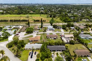 1675 E Breezy Ln, West Palm Beach, FL 33417 - Photo 55