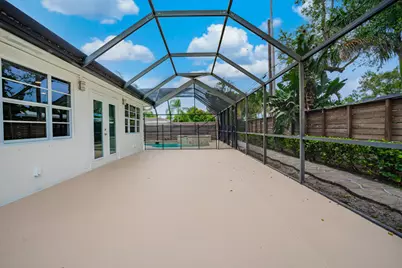 276 SW 7th Avenue, Boca Raton, FL 33486 - Photo 35